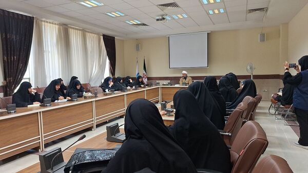 برگزاری دوره توانمندسازی ائمه جماعت مدارس استان البرز