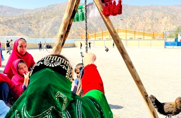 برگزاری جشن روز کودک در مدرسه شهید محمد منتظری