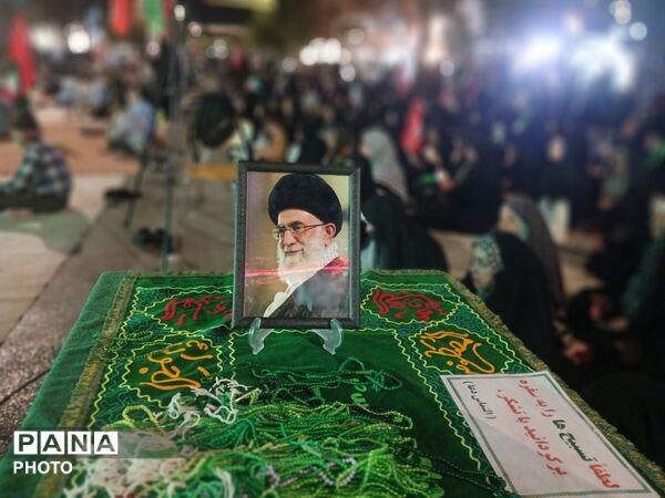حضور مصطفی قدمگاهی در صدوهشتادمین شب اجتماعات حسینیه امام خمینی (ره) 