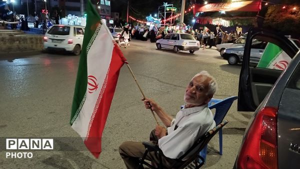 اجتماع مردمان نیشابوری در میدان آزادی