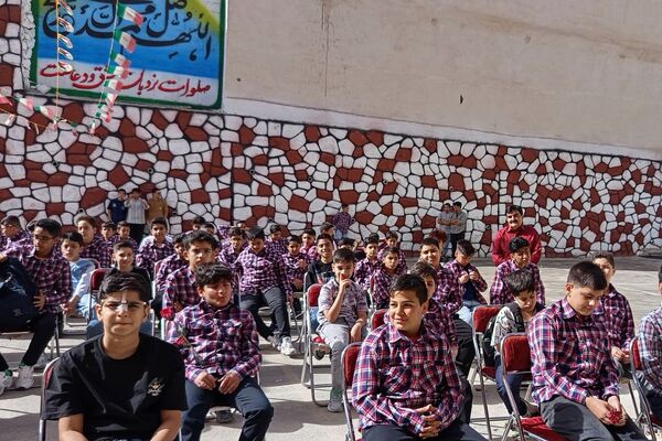 «جشن جوانه‌ها» ویژه دانش آموزان پایه هفتم در مدرسه دانشمند شهرستان پردیس