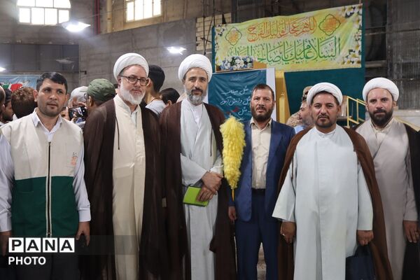  نماز جمعه در مصلی نسیم شهر