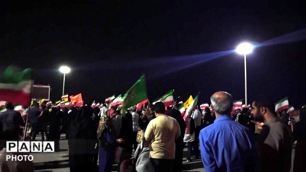 اجتماع پرشور بندرعباس با حضور پیکر شهید امیر ناصری دهبارزی و خادمان حرم رضوی