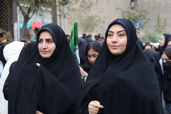 راهپیمایی 13 آبان در ناحیه یک بهارستان