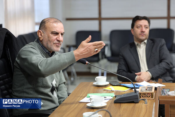 جلسه مدیران استان‌ها با شورای معاونان سازمان دانش‌آموزی 