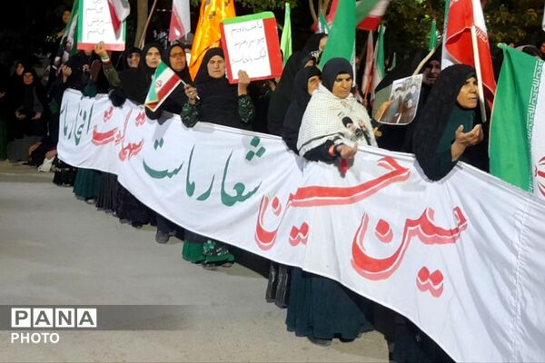 طوفان مردم لردگان در میدان؛ لبیک به ندای ولایت