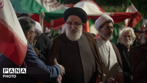 تا پای جان برای ایران می‌ایستیم