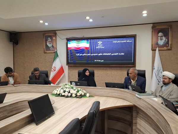 جلسه انجمن کتابخانه‌های عمومی شهرستان ابرکوه