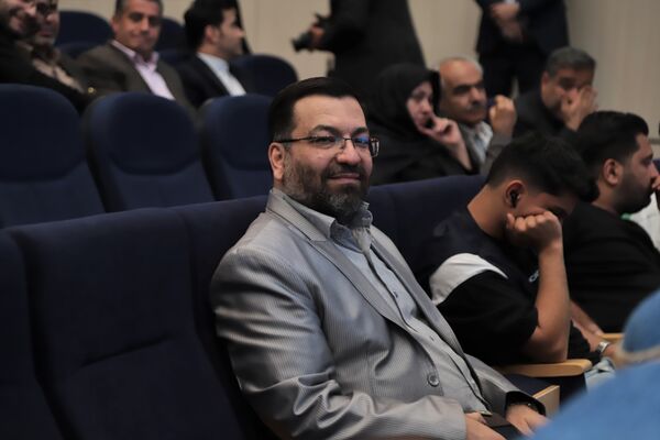 همایش بزرگ تجلیل از معلمان نمونه شهر تهران توسط وزیر آموزش و پرورش