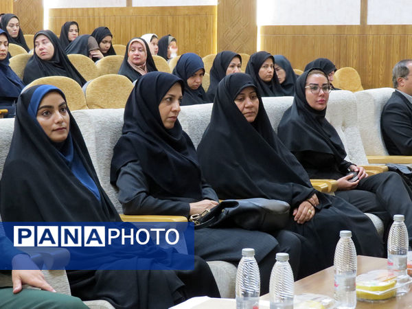 برگزاری دومین همایش بانوان کار آفرین استان در بجنورد