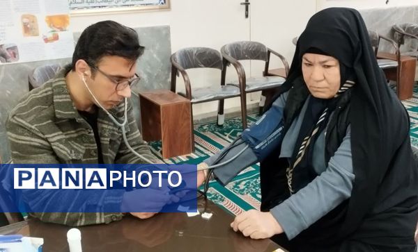 میزخدمت پزشکی به‌مناسبت دهه فجر در استان البرز