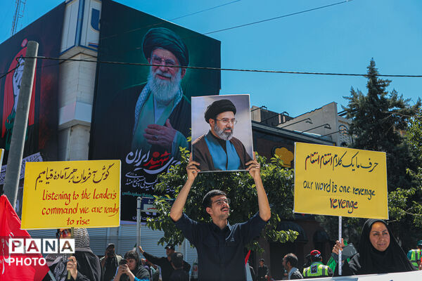 تشییع پیکر رهبر شهید انقلاب در مشهد مقدس-۲