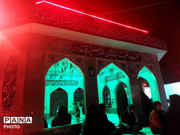 آیین سوگواری شب‌های محرم در هیئت مکتب‌الزهرا(س) حاجی‌آباد