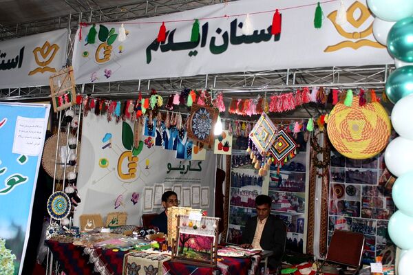افتتاح نمایشگاه دستاوردهای کانون‌های فرهنگی و تربیتی سراسر کشور در اردوگاه شهید باهنر