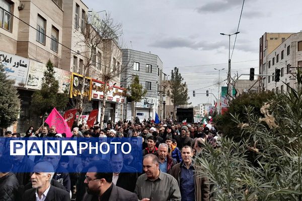 حضور گسترده مردم شهرستان شهید پرور شهرستان شهریار در راهپیمایی ۲۲ بهمن