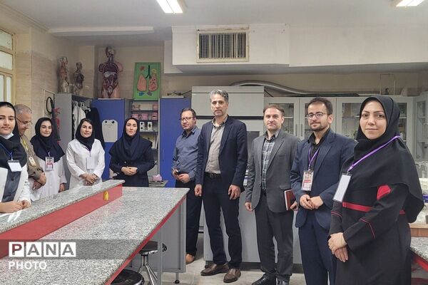 درخشش استعدادهای علمی مرحله استانی دوازدهمین جشنواره نوجوان خوارزمی در بهارستان‌دو