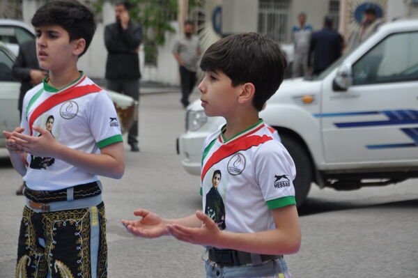 برگزاری آیین نمادین نواختن زنگ سپاس معلم در کرمانشاه