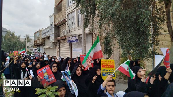 خروش مردم مومن و انقلابی شهرستان پلدختر در راهپیمایی روز جهانی قدس