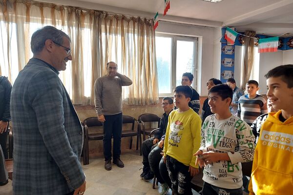 بزرگداشت روزجهانی معلول در مدرسه شهدای تقی زاده ۴