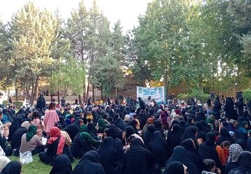 جشن امت احمد؛ هنگامه‌ نور و سرور در لردگان