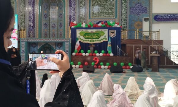 جشن تکلیف برای غنچه‌های نو شکفته در لردگان