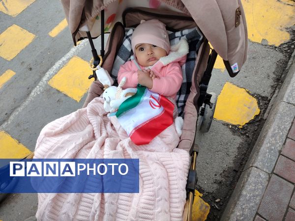 تولد ۴۷ساله‌گی انقلاب ایران در خیابان پانزده خرداد