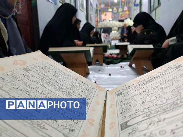 محفل انس با قرآن در کانون فرهنگی‌تربیتی رضوان محمودآباد
