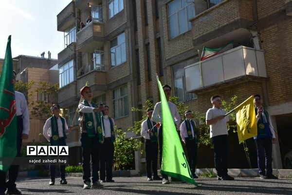 جشن خیابانی  حوزه ۴ بسیج  امام سجاد(ع)  به مناسبت میلاد امام حسن مجتبی(ع) در تبریز