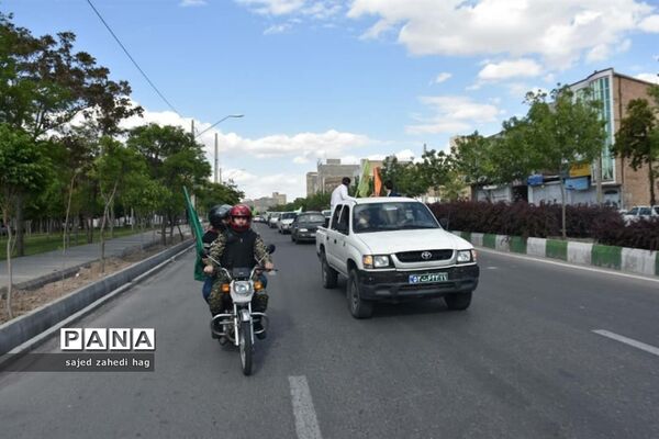 جشن خیابانی  حوزه ۴ بسیج  امام سجاد(ع)  به مناسبت میلاد امام حسن مجتبی(ع) در تبریز