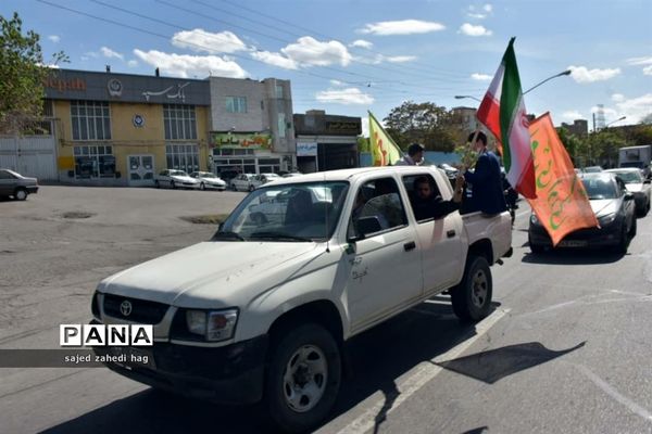 جشن خیابانی  حوزه ۴ بسیج  امام سجاد(ع)  به مناسبت میلاد امام حسن مجتبی(ع) در تبریز