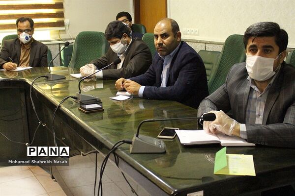 نشست کارگروه ستادطرح ساماندهی و نظارت بر تهیه و توزیع لباس فرم دانش آموزان