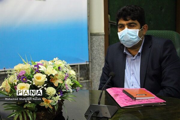 نشست کارگروه ستادطرح ساماندهی و نظارت بر تهیه و توزیع لباس فرم دانش آموزان