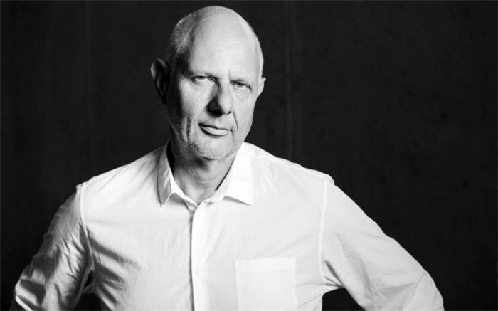 دورکاری عادی می‌شود