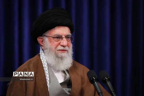 ارتباط تصویری ستاد ملی مبارزه با کرونا با رهبر انقلاب