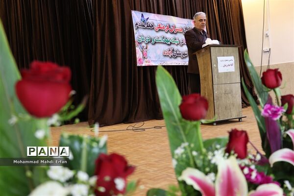 تقدیر از مدافعان سلامت در آباده