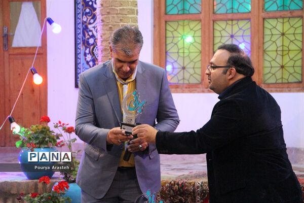 حضورپیشتازان سازمان دانش آموزی خراسان جنوبی دربرنامه زنده تلویزیونی ماه مهربانی