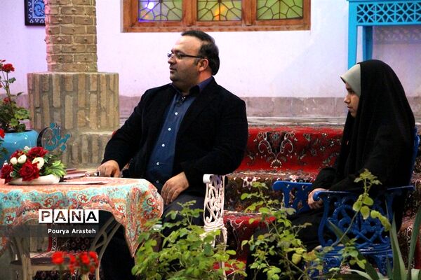 حضورپیشتازان سازمان دانش آموزی خراسان جنوبی دربرنامه زنده تلویزیونی ماه مهربانی