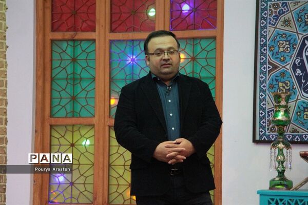 حضورپیشتازان سازمان دانش آموزی خراسان جنوبی دربرنامه زنده تلویزیونی ماه مهربانی