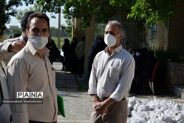 رزمایش همدلی فرهنگیان، اولیا و خیرین ناحیه یک مشهد