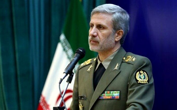 پیام تسلیت وزیر دفاع در پی شهادت تعدادی از دریادلان نیروی دریایی ارتش