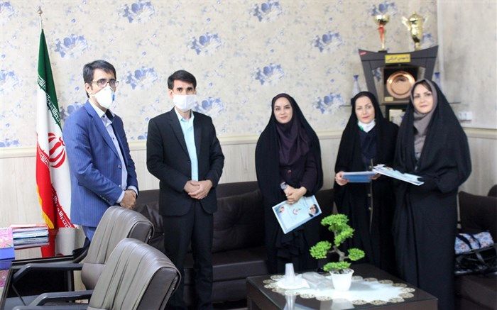 تجلیل از برگزیدگان استانی  جشنواره تدریس درس تفکر و زندگی در چهاردانگه