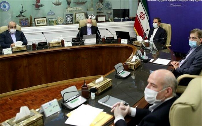 صنعت نفت در چند جبهه مقابله با تحریم‌ها و تبعات کرونا مشغول مبارزه است