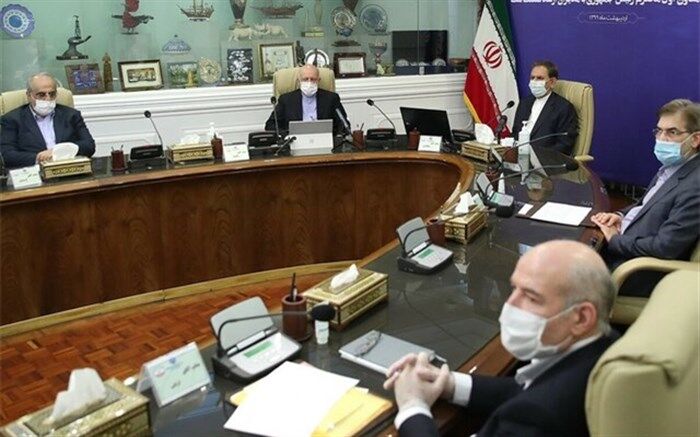 صنعت نفت در چند جبهه مقابله با تحریم‌ها و تبعات کرونا مشغول مبارزه است