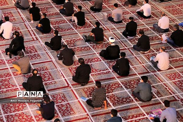 مراسم احیای شب نوزدهم ماه رمضان در مصلی بزرگ کیش