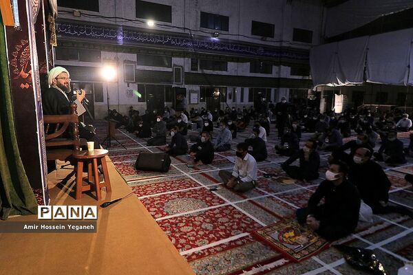 مراسم احیای شب نوزدهم ماه رمضان در مصلی بزرگ کیش