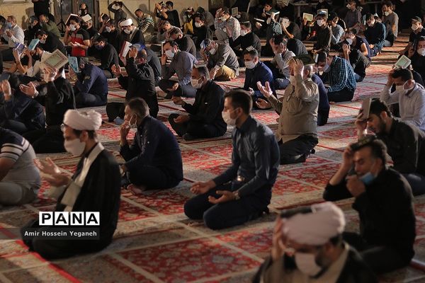مراسم احیای شب نوزدهم ماه رمضان در مصلی بزرگ کیش