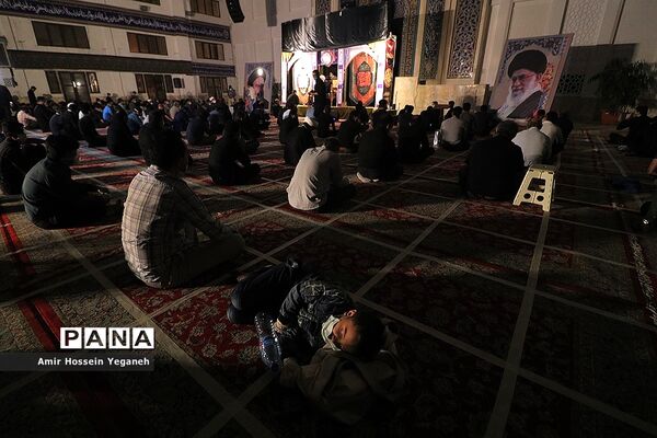 مراسم احیای شب نوزدهم ماه رمضان در مصلی بزرگ کیش