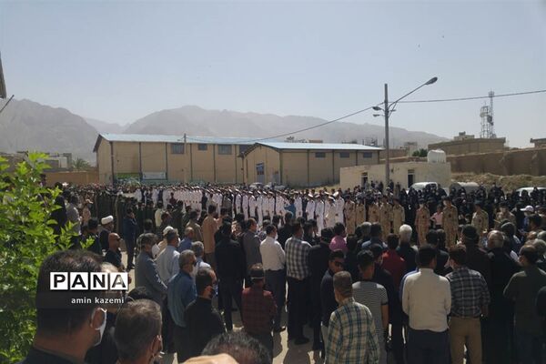 تشییع  ناوبان یکم شهید اسماعیل پور خسرو از شهدای ناو کُنارک در شهرستان داراب