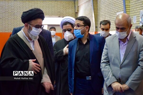 رزمایش  کمک مومنانه آموزش وپرورش ناحیه ٣