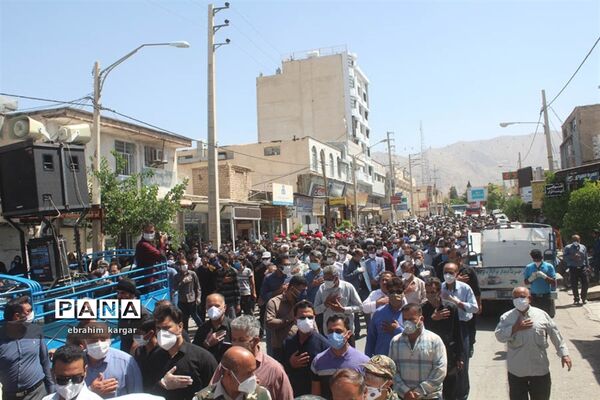 تشییع ناوبان یکم شهید اسماعیل پور خسرو از شهدای ناو کُنارک در شهرستان داراب -2
